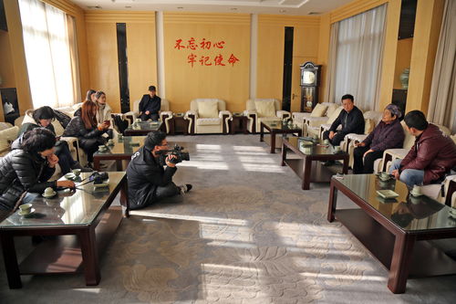 管家婆一肖一码100|详细数据解释落实_超强款.0.300
